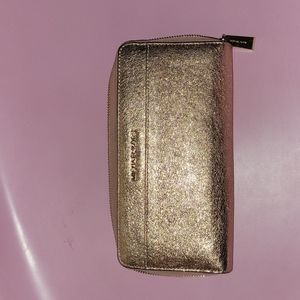 Michael Kors zip wallet